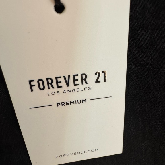 Forever 21 Black  Embroidered Daisy Jean Shorts - Picture 4 of 8